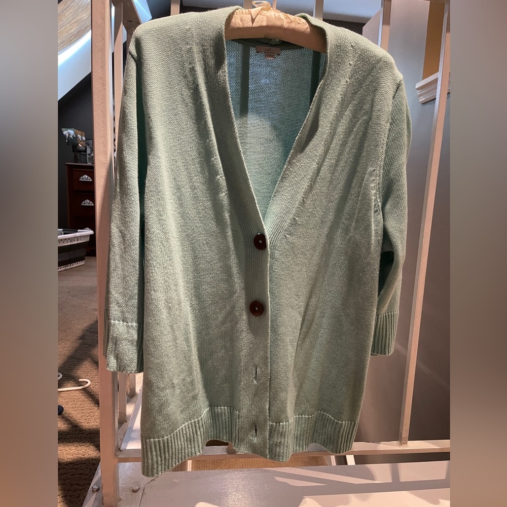 Seafoam green J Jill summer cardigan.